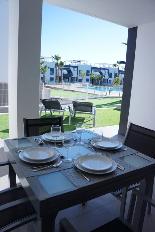 Apartment Oasis Beach La Zenia أوريويلا الغرفة الصورة