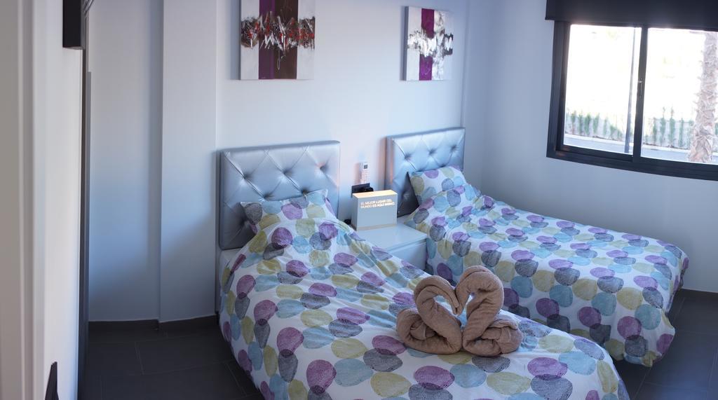 Apartment Oasis Beach La Zenia أوريويلا الغرفة الصورة