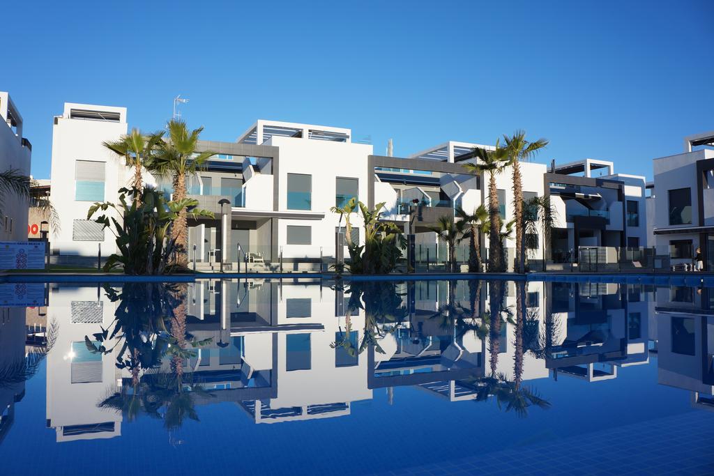 Apartment Oasis Beach La Zenia أوريويلا الغرفة الصورة