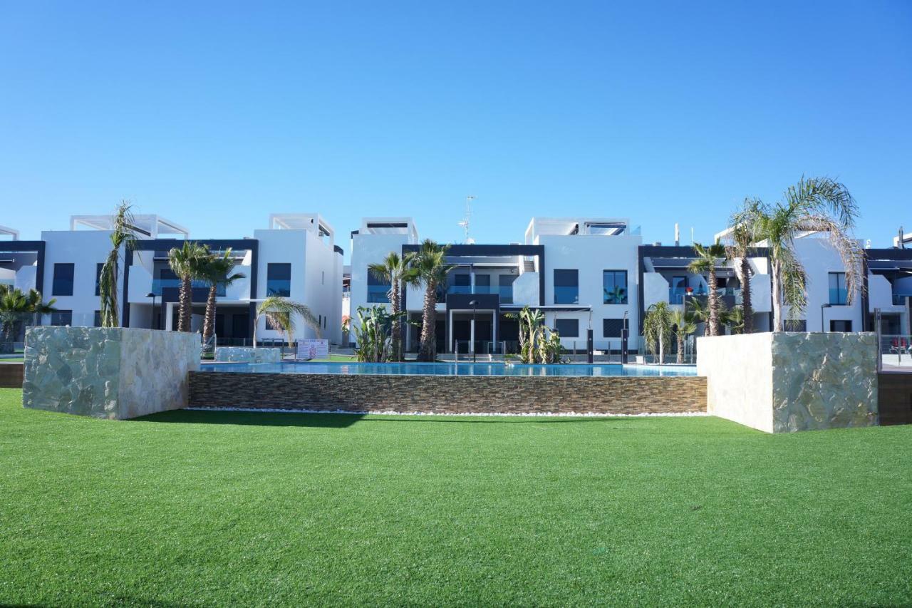 Apartment Oasis Beach La Zenia أوريويلا المظهر الخارجي الصورة